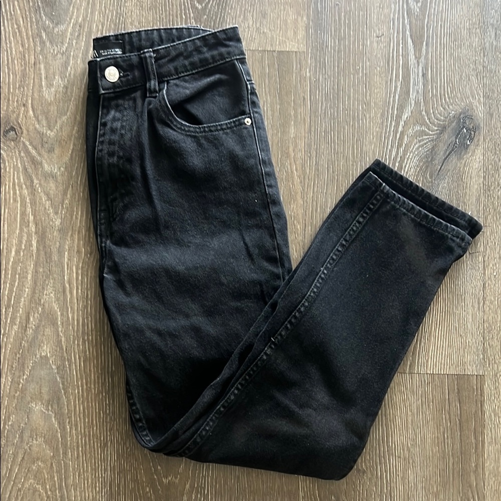 Zara Black Denim Jeans High Waisted Ankle Length Straight Cut